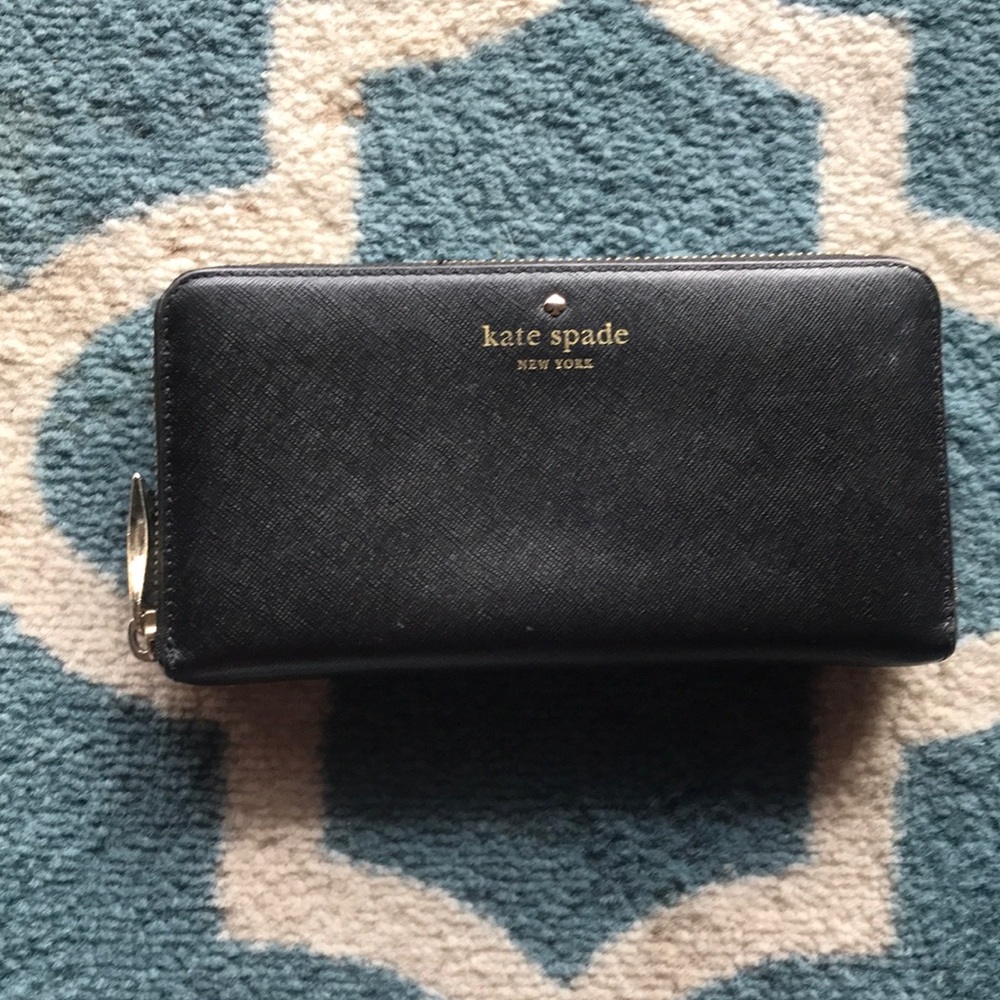 Kate Spade Dot Lacey Wallet